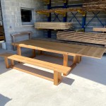 Table en chêne massif à piètement rectangulaire avec bancs et rallonge (2)